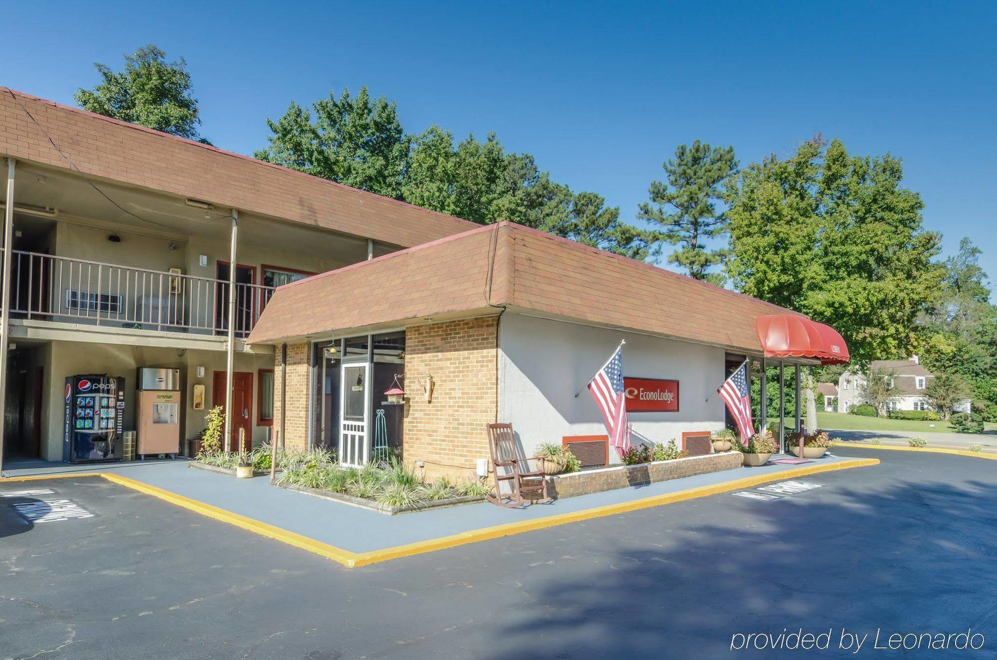 Econo Lodge Historic Area Williamsburg Exterior photo